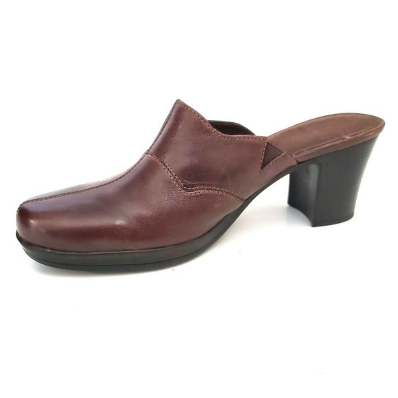 clarks mules and clogs